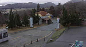 Hakodateyama ski resort parking lot live camera (Imazucho Hiokimae ...